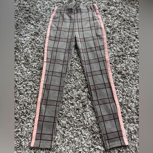 Abercrombie & Fitch Black-and-White Plaid Houndstooth Pink Side Stretch Pants